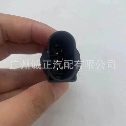 精准动力之心 柴油发动机燃油共轨压力传感器 0281002504 与 0281002942 全解析